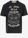 Valentino Garavani T-shirt With Le Chat De La Maison Print In Black