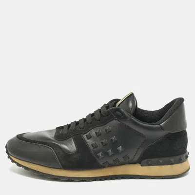 Pre-owned Valentino Garavani Black Leather And Suede Rockrunner Lace Up Sneakers Size 42
