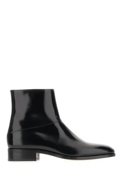 Valentino Garavani Black Leather Ankle Boots In Nero