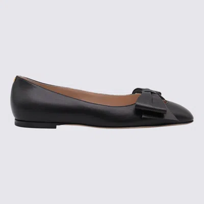 VALENTINO GARAVANI BLACK LEATHER FLATS