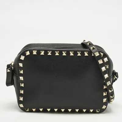 Pre-owned Valentino Garavani Black Leather Rockstud Camera Crossbody Bag