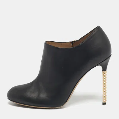 Pre-owned Valentino Garavani Black Leather Rockstud Heel Ankle Length Boots Size 37