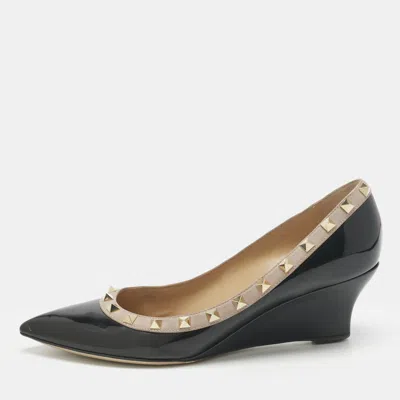 Pre-owned Valentino Garavani Black Leather Rockstud Pointed Toe Wedge Pumps Size 39.5