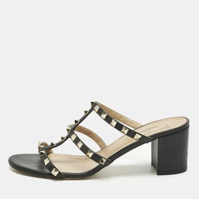 Pre-owned Valentino Garavani Black Leather Rockstud Slide Sandals Size 40