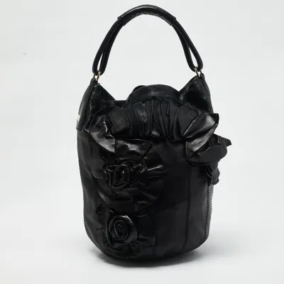 Pre-owned Valentino Garavani Black Leather Rosette Bucket Bag