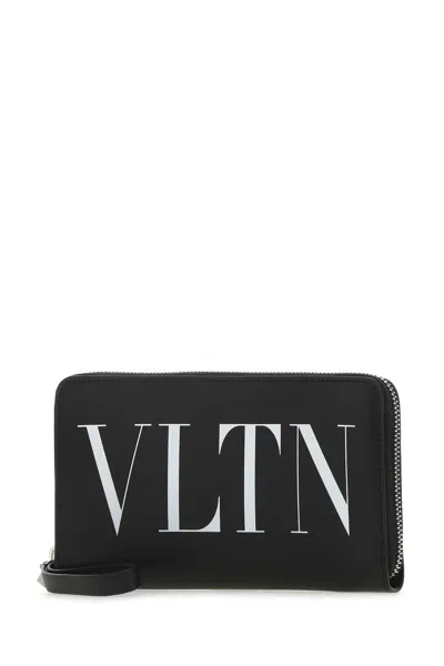 Valentino Garavani Black Leather Vltn Wallet In Nerbia