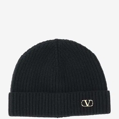 Valentino Garavani Cashmere Ribbed Texture Beanie With Turn-up Brim In Black