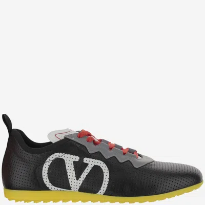 VALENTINO GARAVANI BLACK LOGO SNEAKERS