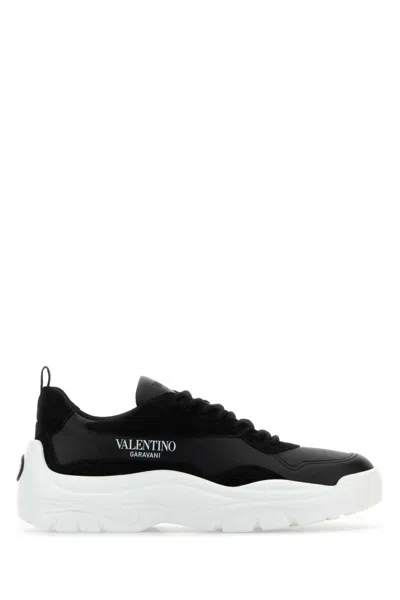 VALENTINO GARAVANI BLACK LOGO SNEAKERS