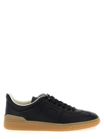 VALENTINO GARAVANI BLACK LOGO SNEAKERS