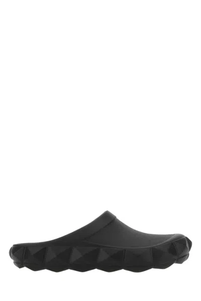 VALENTINO GARAVANI VALENTINO BLACK RUBBER ROMAN STUD TURTLE SLIPPERS