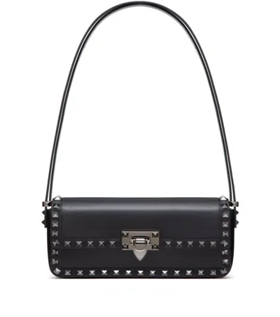 Valentino Garavani Rockstud Leather Shoulder Bag In Black