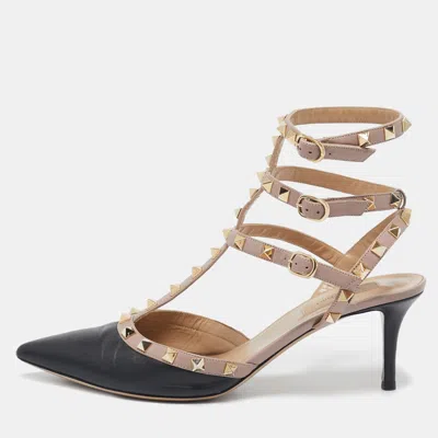 Pre-owned Valentino Garavani Black/beige Leather Rockstud Ankle Strap Pumps Size 40