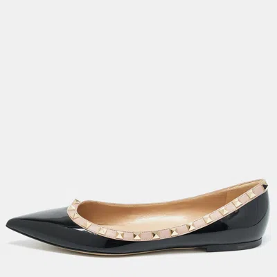 Pre-owned Valentino Garavani Black/beige Patent Leather Rockstud Ballet Flats Size 40