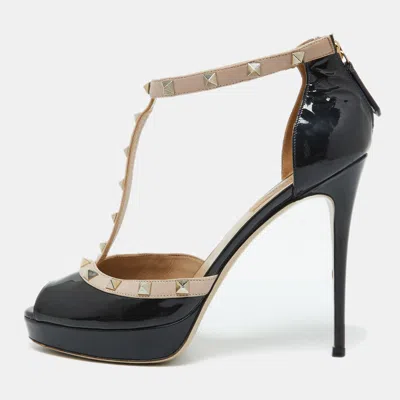 Pre-owned Valentino Garavani Black/beige Patent Leather Rockstud Platform Peep Toe Pumps Size 39.5