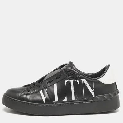 Pre-owned Valentino Garavani Black/white Leather Vltn Low Top Sneakers Size 36.5