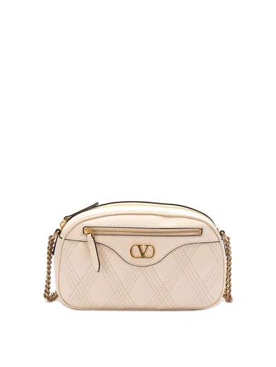 Valentino Garavani Quiltie 67 Bedroom Case In White