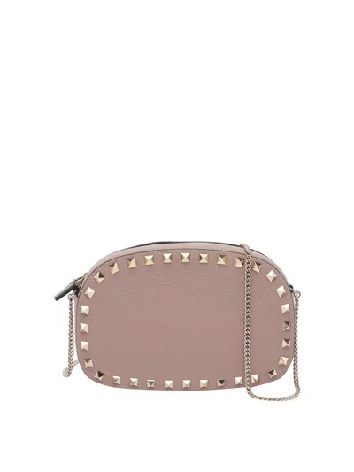 Valentino Garavani Rockstud Pochette In Nude