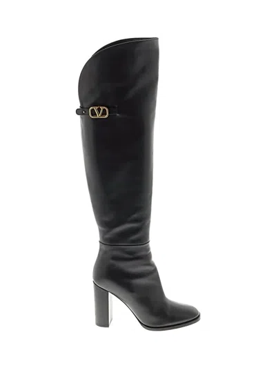 Pre-owned Valentino Garavani Boots In Black