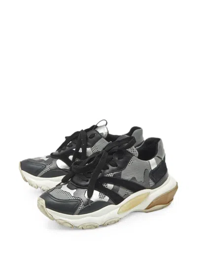 Pre-owned Valentino Garavani Bounce Sneakers In Black