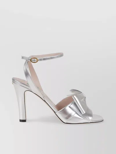 VALENTINO GARAVANI BOW DETAIL BOWOW LEATHER SANDAL