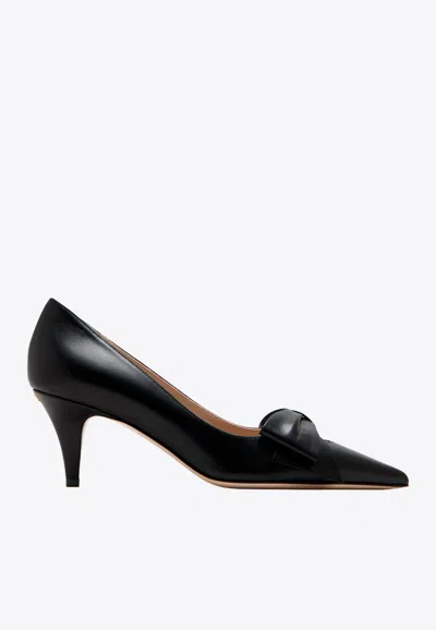 Valentino Garavani Bowow 100 Leather Pumps In Black
