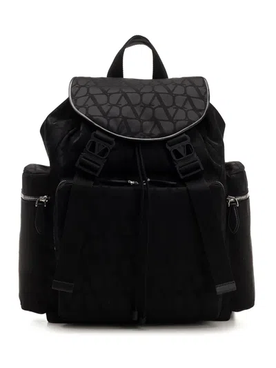 Valentino Garavani Valentino Buckle Detailed Foldover Top Backpack In Black