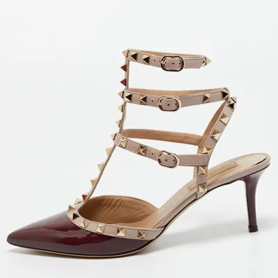 Pre-owned Valentino Garavani Burgundy/pink Patent And Leather Rockstud Caged Pumps Size 39