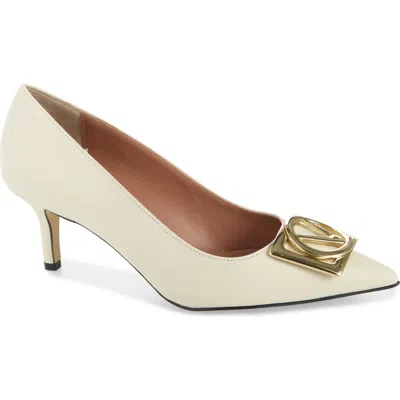 Valentino By Mario Valentino Doria Vlogo Kitten Heel Pump In Cream