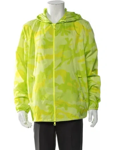 Pre-owned Valentino Camouflage Print Windbreaker In Green