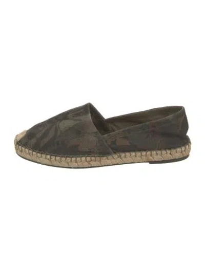 Pre-owned Valentino Garavani Canvas Printed Espadrilles In Green