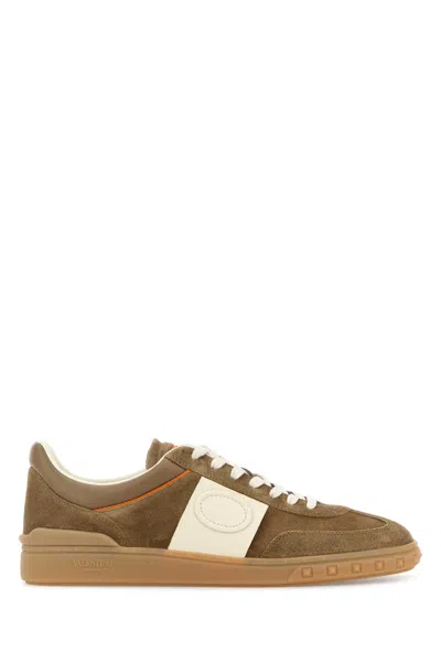 Valentino Garavani Upvillage Low-top Suede Sneakers In Neutral