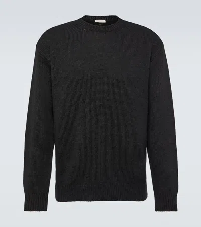 Valentino Cashmere Sweater In Black