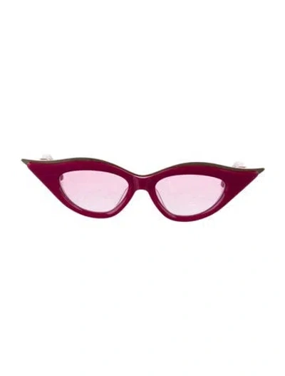 Pre-owned Valentino Cat-eye Gradient Sunglasses In Pink