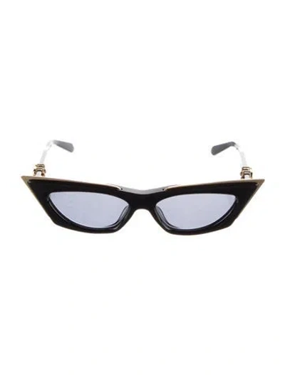 Pre-owned Valentino Cat-eye Tinted Sunglasses W/ Tags In Black/gold