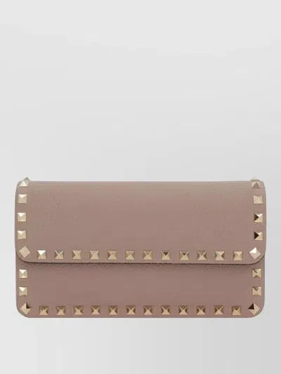 Valentino Garavani Chain Strap Wallet Textured Leather Studs In Brown