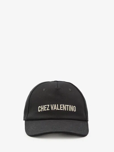 Valentino Garavani Chez Valentino Hat In Black