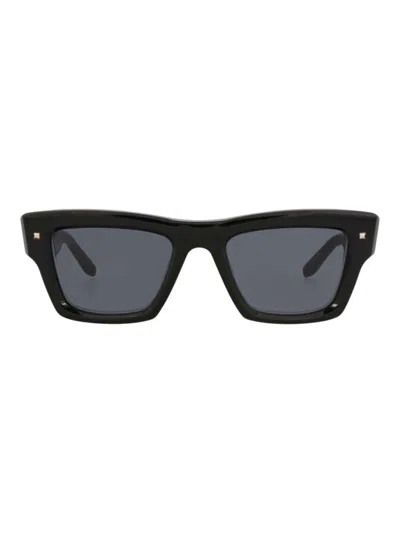 Valentino Chic Acetate Square/rectangle Unisex Sunglasses In Black