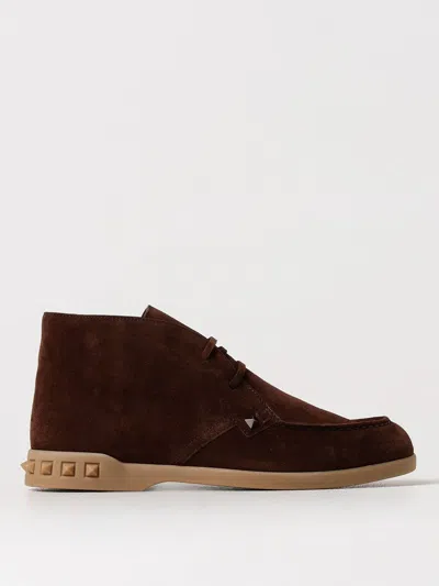 Valentino Garavani Chukka Boots  Men Color Brown In 棕色