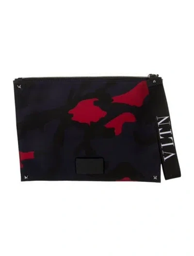 Pre-owned Valentino Garavani Clutch W/ Tags In Blue