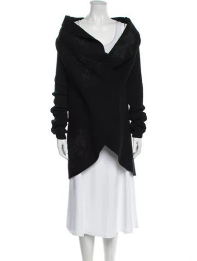 Pre-owned Valentino Coat In Black