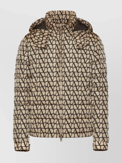 VALENTINO COLLARED JACKET WITH LONG SLEEVES AND QUILTED DESIGN