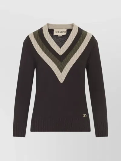 VALENTINO COLOR BLOCK V NECK KNIT SWEATER