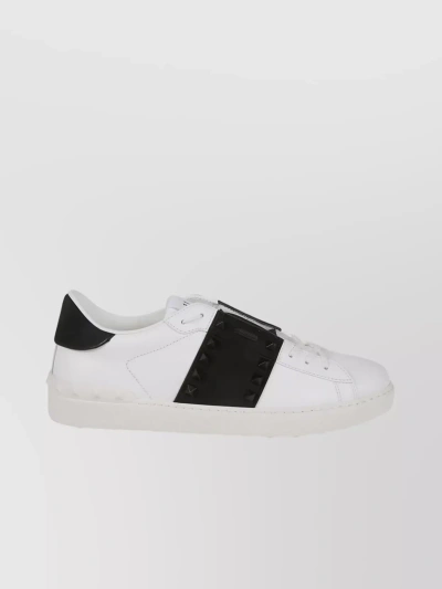 Valentino Garavani Contrast Low-top Studded Sneakers In White
