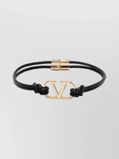 Valentino Garavani Vlogo Detailed Bracelet In Nero