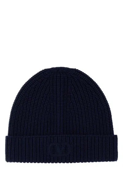Valentino Garavani Valentino Vlogo Knitted Beanie In Black