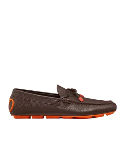 Valentino Garavani Driver Vlogo Logo Grain Loafers In Brown