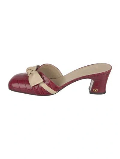 Pre-owned Valentino Garavani Embossed Leather Colorblock Pattern Mules In Burgundy