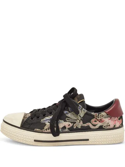 Pre-owned Valentino Garavani Embroidered Sneakers