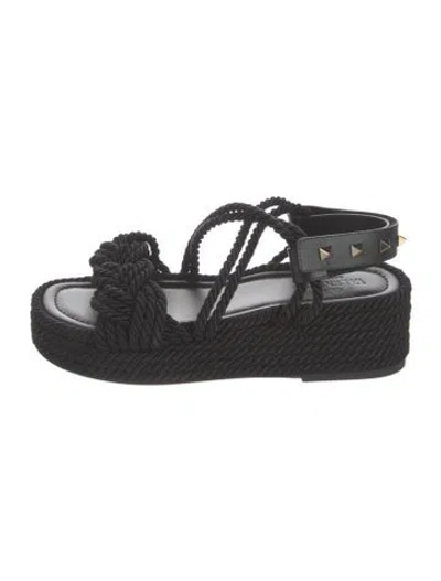 Pre-owned Valentino Garavani Espadrilles In Black